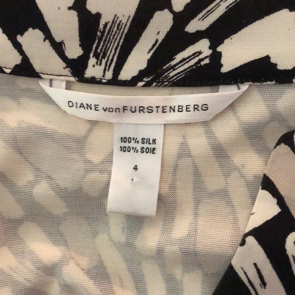 DVF wrap dress - Picture 3 of 3